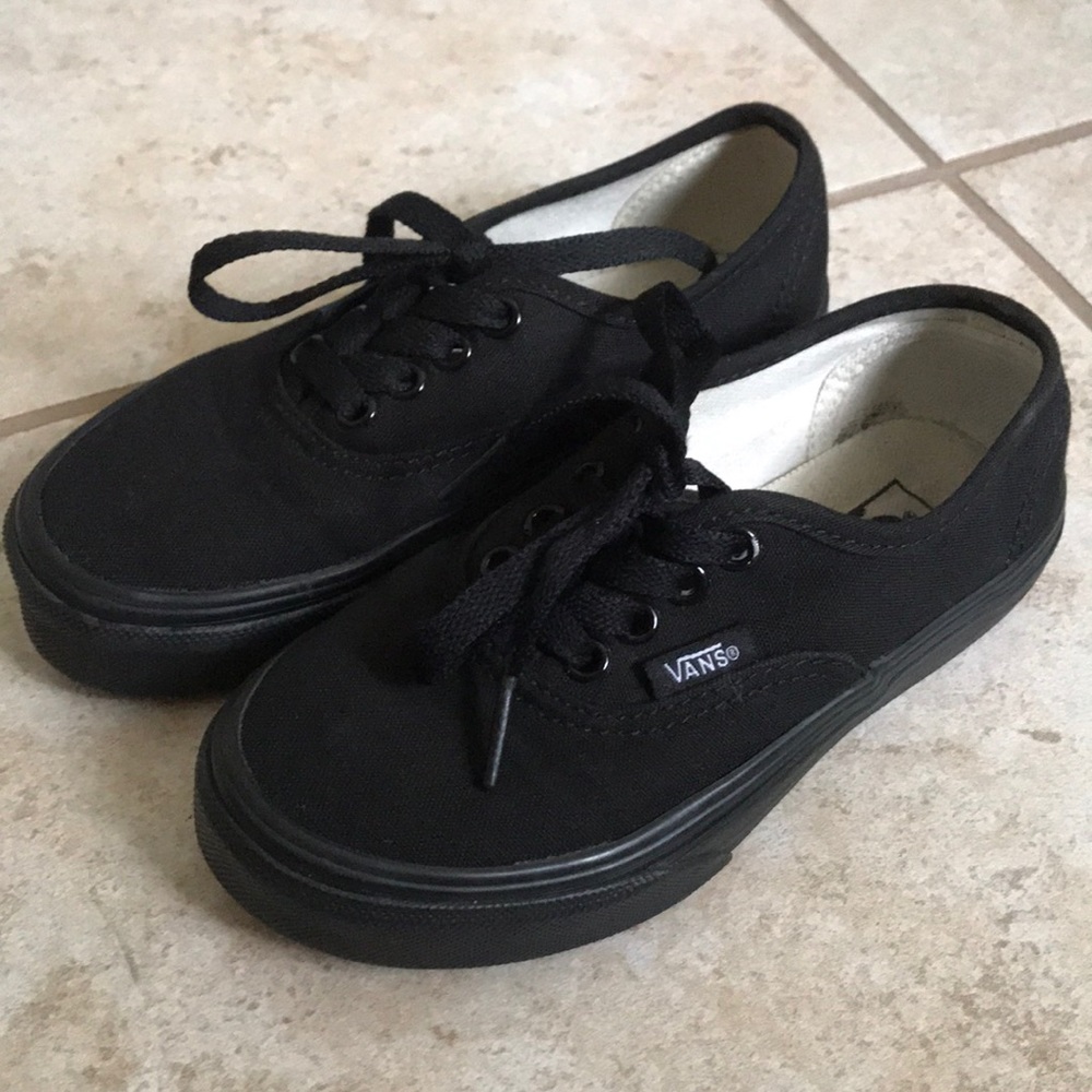 Kids Black Canvas Vans/ Size 12